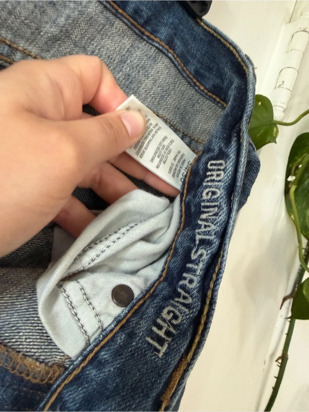 American Eagle Outfitters classic straight